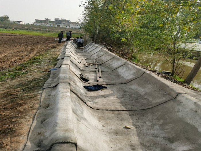 水泥毯鋪設施工細節(jié)處理